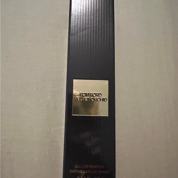 Tom Ford Velvet Orchid 0.34 oz / 10 ml Eau de Parfum Women's Mini Spray - Picture 2 of 2